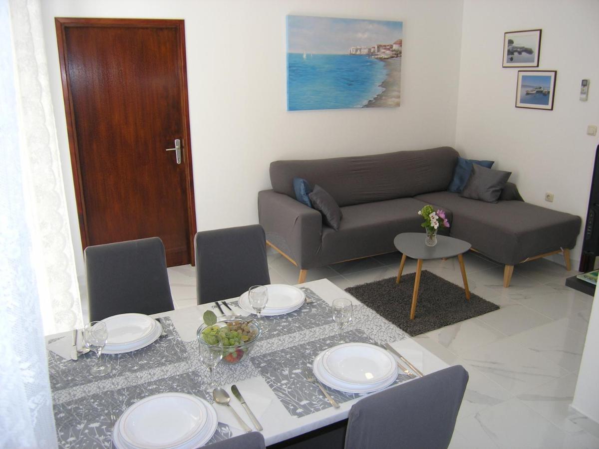 Apartments Mari With Terrace Baška Exterior foto